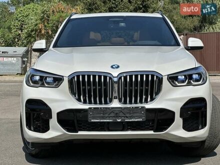 БМВ Х5 2022 в Киеве на Automoto.ua Белый БМВ Х5, объемом двигателя 3 л и пробегом 27 тыс. км за 67500 $, фото 1 на Automoto.ua