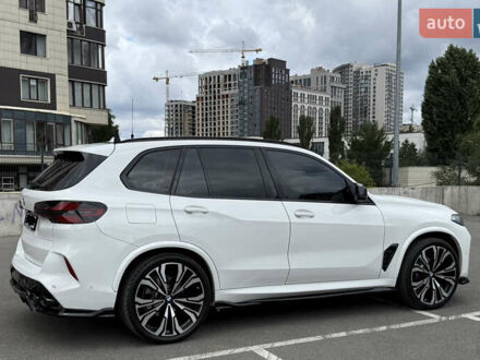 Білий БМВ Х5, об'ємом двигуна 2.99 л та пробігом 27 тис. км за 105000 $, фото 1 на Automoto.ua