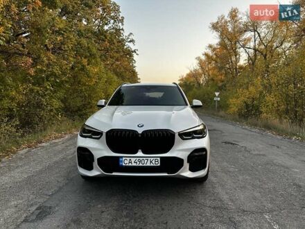 БМВ Х5 2023 у Звенигородка на Automoto.ua Білий БМВ Х5, об'ємом двигуна 3 л та пробігом 8 тис. км за 70000 $, фото 1 на Automoto.ua