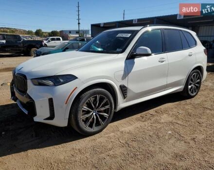 Белый БМВ Х5, объемом двигателя 3 л и пробегом 46 тыс. км за 71000 $, фото 1 на Automoto.ua