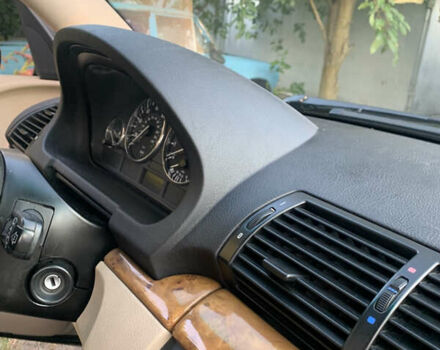 Бежевый БМВ Х5, объемом двигателя 2.98 л и пробегом 270 тыс. км за 9300 $, фото 25 на Automoto.ua