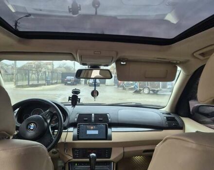 Бежевый БМВ Х5, объемом двигателя 2.99 л и пробегом 477 тыс. км за 10000 $, фото 11 на Automoto.ua