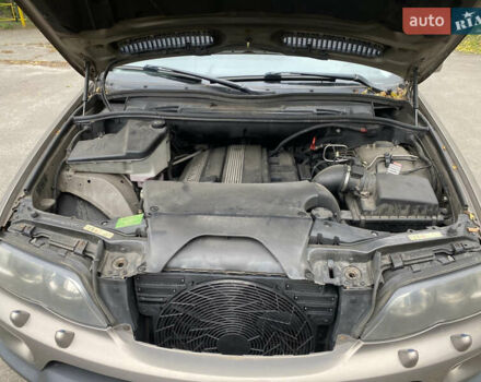 Бежевый БМВ Х5, объемом двигателя 2.98 л и пробегом 312 тыс. км за 11999 $, фото 20 на Automoto.ua