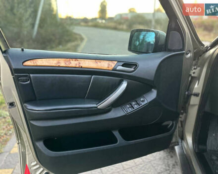 Бежевый БМВ Х5, объемом двигателя 3 л и пробегом 350 тыс. км за 7500 $, фото 17 на Automoto.ua