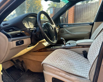 Бежевий БМВ Х5, об'ємом двигуна 3 л та пробігом 421 тис. км за 8900 $, фото 16 на Automoto.ua