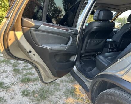 Бежевый БМВ Х5, объемом двигателя 3 л и пробегом 335 тыс. км за 12000 $, фото 10 на Automoto.ua