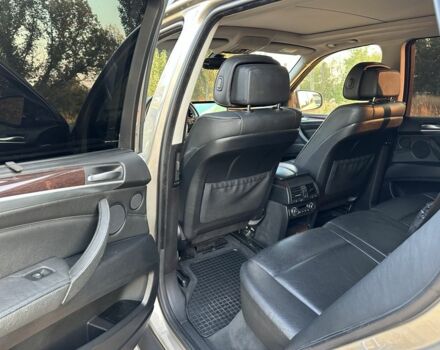 Бежевый БМВ Х5, объемом двигателя 3 л и пробегом 335 тыс. км за 12000 $, фото 8 на Automoto.ua