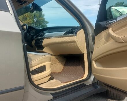 Бежевый БМВ Х5, объемом двигателя 3 л и пробегом 346 тыс. км за 10200 $, фото 7 на Automoto.ua