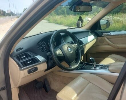 Бежевый БМВ Х5, объемом двигателя 3 л и пробегом 346 тыс. км за 10200 $, фото 3 на Automoto.ua