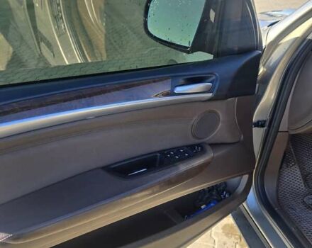 Бежевый БМВ Х5, объемом двигателя 3 л и пробегом 220 тыс. км за 16800 $, фото 14 на Automoto.ua