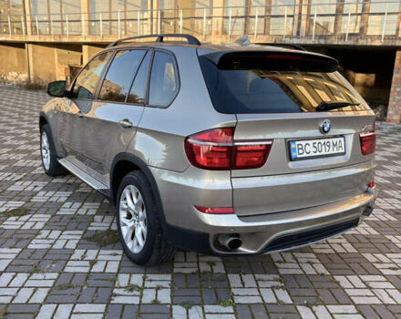 Бежевый БМВ Х5, объемом двигателя 2.98 л и пробегом 193 тыс. км за 13000 $, фото 3 на Automoto.ua
