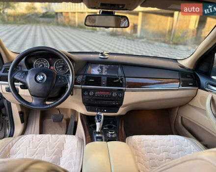 Бежевый БМВ Х5, объемом двигателя 2.98 л и пробегом 193 тыс. км за 13000 $, фото 18 на Automoto.ua