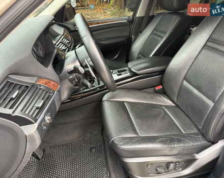 Бежевый БМВ Х5, объемом двигателя 2.98 л и пробегом 255 тыс. км за 14950 $, фото 8 на Automoto.ua