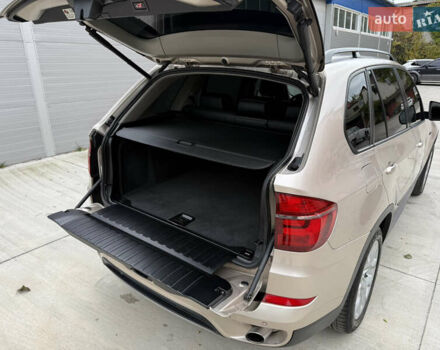 Бежевый БМВ Х5, объемом двигателя 2.98 л и пробегом 255 тыс. км за 14950 $, фото 12 на Automoto.ua