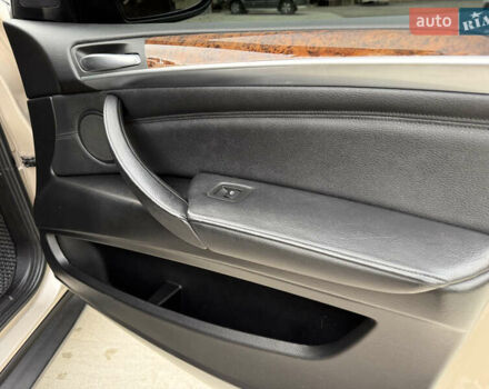 Бежевый БМВ Х5, объемом двигателя 2.98 л и пробегом 255 тыс. км за 14950 $, фото 14 на Automoto.ua