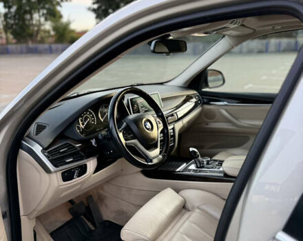 Бежевый БМВ Х5, объемом двигателя 2.99 л и пробегом 242 тыс. км за 29500 $, фото 10 на Automoto.ua