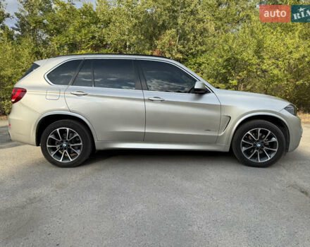 Бежевый БМВ Х5, объемом двигателя 2.99 л и пробегом 219 тыс. км за 35000 $, фото 2 на Automoto.ua