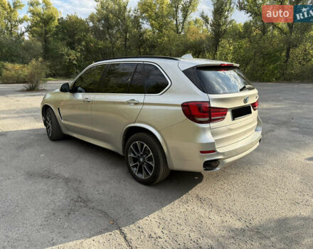 Бежевый БМВ Х5, объемом двигателя 2.99 л и пробегом 219 тыс. км за 35000 $, фото 9 на Automoto.ua