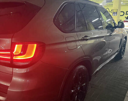 Бежевый БМВ Х5, объемом двигателя 4.39 л и пробегом 111 тыс. км за 29000 $, фото 3 на Automoto.ua