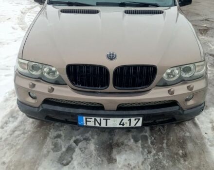 Бежевый БМВ Х5, объемом двигателя 3 л и пробегом 400 тыс. км за 7000 $, фото 1 на Automoto.ua