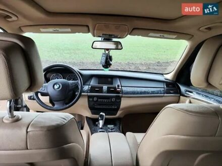 БМВ Х5 2011 в Бершаде на Automoto.ua Бежевый БМВ Х5, объемом двигателя 2.98 л и пробегом 173 тыс. км за 12500 $, фото 1 на Automoto.ua
