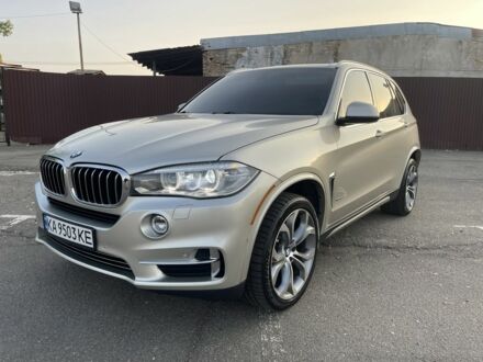 Бежевый БМВ Х5, объемом двигателя 3 л и пробегом 151 тыс. км за 31700 $, фото 1 на Automoto.ua