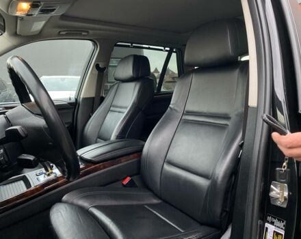 Черный БМВ Х5, объемом двигателя 3 л и пробегом 178 тыс. км за 21500 $, фото 26 на Automoto.ua