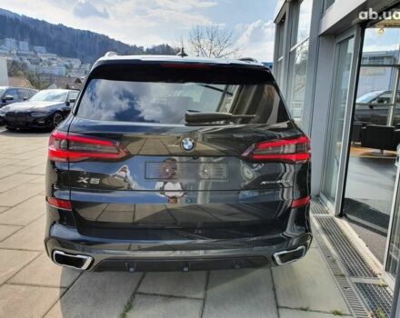 Чорний БМВ Х5, об'ємом двигуна 0 л та пробігом 4 тис. км за 52975 $, фото 5 на Automoto.ua