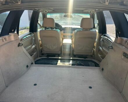 Черный БМВ Х5, объемом двигателя 3 л и пробегом 300 тыс. км за 7545 $, фото 4 на Automoto.ua