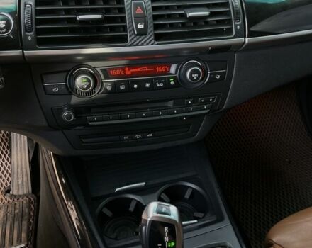 Черный БМВ Х5, объемом двигателя 3 л и пробегом 393 тыс. км за 16000 $, фото 10 на Automoto.ua