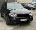Чорний БМВ Х5, об'ємом двигуна 2 л та пробігом 213 тис. км за 29500 $, фото 1 на Automoto.ua