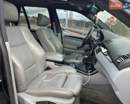 Черный БМВ Х5, объемом двигателя 3 л и пробегом 353 тыс. км за 6400 $, фото 18 на Automoto.ua