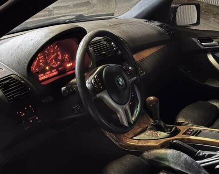 Черный БМВ Х5, объемом двигателя 4.4 л и пробегом 250 тыс. км за 6200 $, фото 3 на Automoto.ua