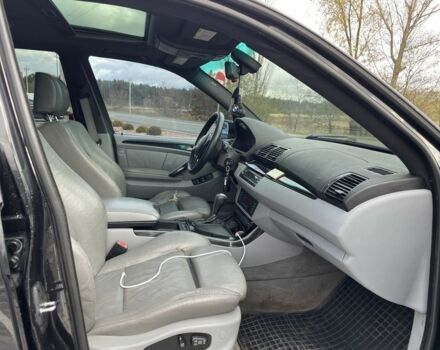 Черный БМВ Х5, объемом двигателя 3 л и пробегом 400 тыс. км за 6400 $, фото 16 на Automoto.ua