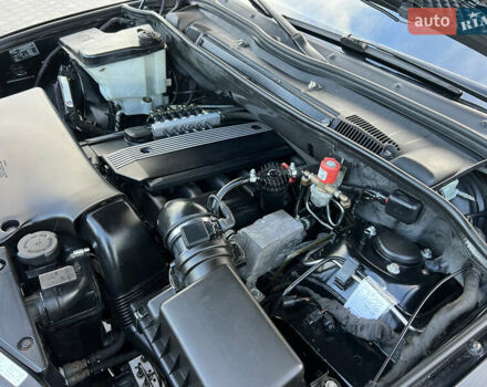 Черный БМВ Х5, объемом двигателя 2.98 л и пробегом 350 тыс. км за 10000 $, фото 49 на Automoto.ua