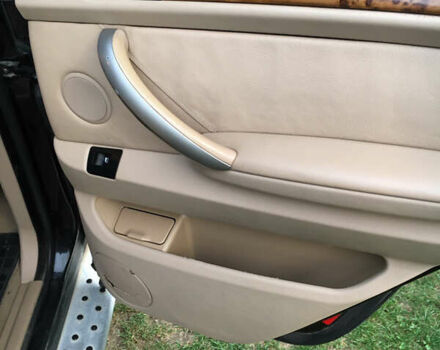 Черный БМВ Х5, объемом двигателя 4.4 л и пробегом 323 тыс. км за 7250 $, фото 27 на Automoto.ua