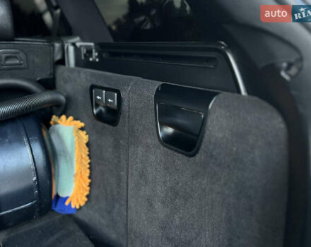 Черный БМВ Х5, объемом двигателя 2.98 л и пробегом 350 тыс. км за 10000 $, фото 45 на Automoto.ua