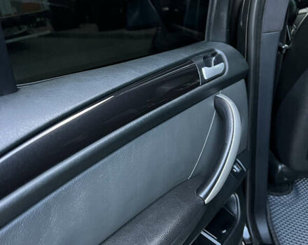 Черный БМВ Х5, объемом двигателя 2.98 л и пробегом 350 тыс. км за 10000 $, фото 38 на Automoto.ua