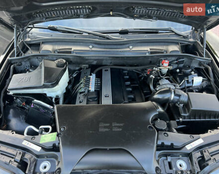 Черный БМВ Х5, объемом двигателя 2.98 л и пробегом 350 тыс. км за 10000 $, фото 47 на Automoto.ua