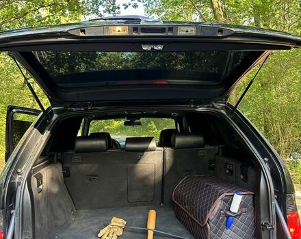 Черный БМВ Х5, объемом двигателя 4.4 л и пробегом 400 тыс. км за 8300 $, фото 4 на Automoto.ua