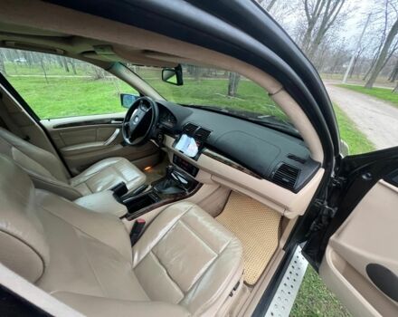 Черный БМВ Х5, объемом двигателя 2.9 л и пробегом 300 тыс. км за 8500 $, фото 17 на Automoto.ua