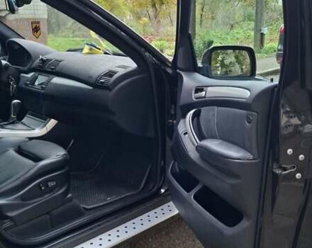 Черный БМВ Х5, объемом двигателя 3 л и пробегом 323 тыс. км за 9800 $, фото 13 на Automoto.ua