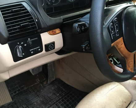 Черный БМВ Х5, объемом двигателя 4.4 л и пробегом 323 тыс. км за 7250 $, фото 25 на Automoto.ua