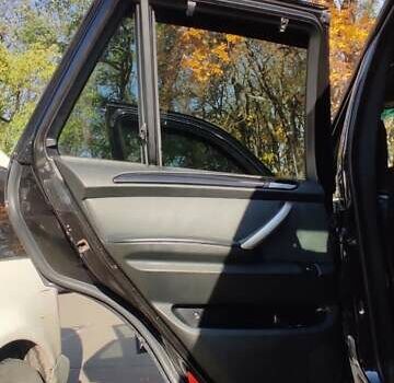 Черный БМВ Х5, объемом двигателя 3 л и пробегом 449 тыс. км за 7000 $, фото 19 на Automoto.ua