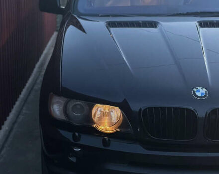 Черный БМВ Х5, объемом двигателя 4.4 л и пробегом 356 тыс. км за 9000 $, фото 1 на Automoto.ua