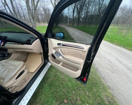 Черный БМВ Х5, объемом двигателя 2.9 л и пробегом 300 тыс. км за 8500 $, фото 19 на Automoto.ua