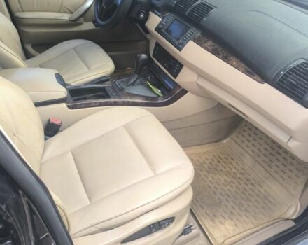 Черный БМВ Х5, объемом двигателя 4 л и пробегом 290 тыс. км за 4500 $, фото 2 на Automoto.ua