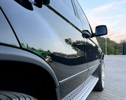 Черный БМВ Х5, объемом двигателя 2.98 л и пробегом 350 тыс. км за 10000 $, фото 17 на Automoto.ua