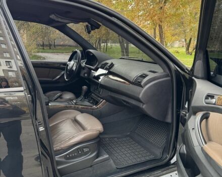 Черный БМВ Х5, объемом двигателя 3 л и пробегом 335 тыс. км за 8200 $, фото 16 на Automoto.ua