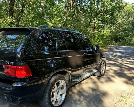 Черный БМВ Х5, объемом двигателя 4.4 л и пробегом 400 тыс. км за 8300 $, фото 1 на Automoto.ua